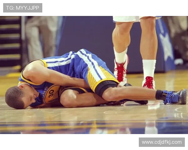 凯尔特人与勇士全场激战回顾精彩瞬间与战术分析