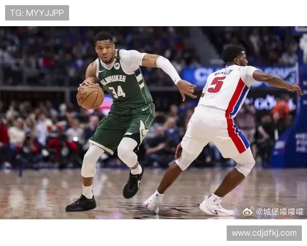 雄鹿与活塞比赛中为何出现球员跪地的背后原因分析 雄鹿与活塞比赛中为何出现球员跪地的背后原因分析