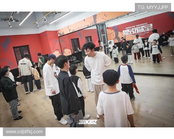 南京街舞队心理素质深度对比分析揭示团队表现与个人能力的关系